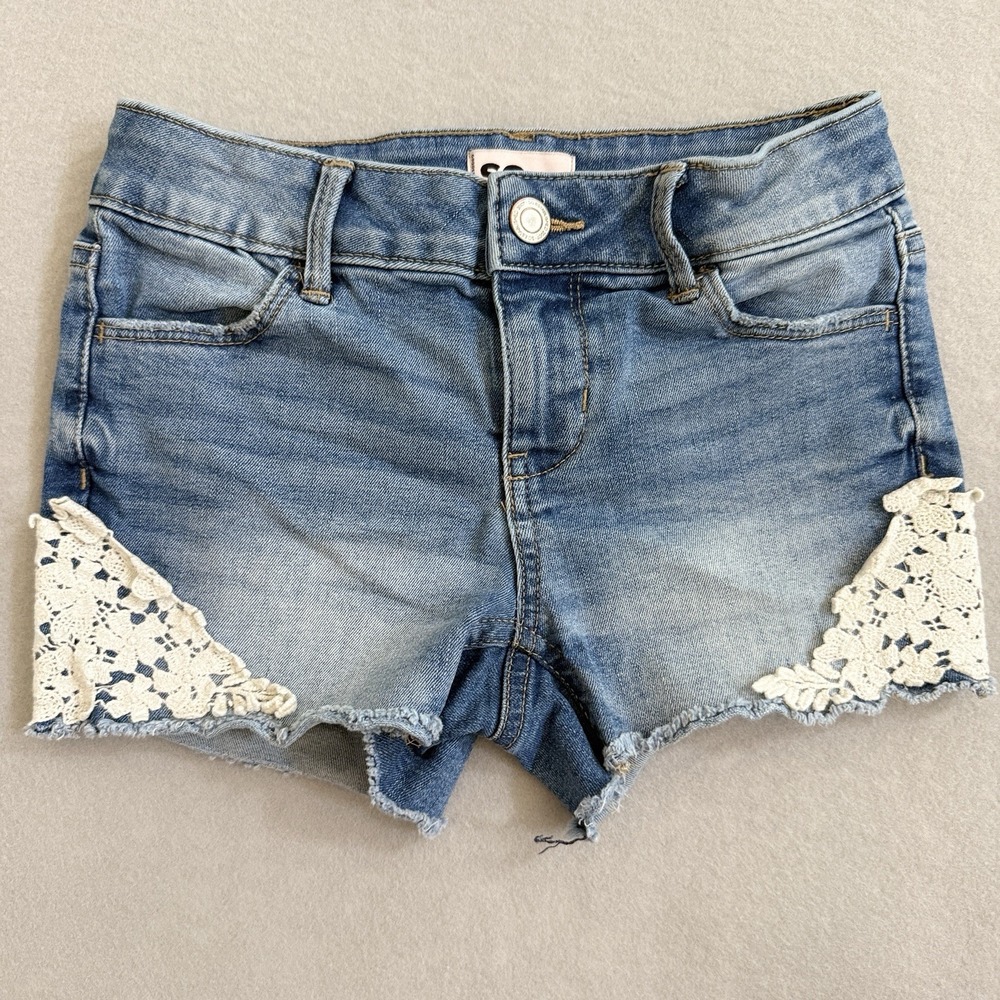 SO Girls Denim Shorts w/Crochet Lace Trim & Frayed Hems Adjustable Waist Sz 8